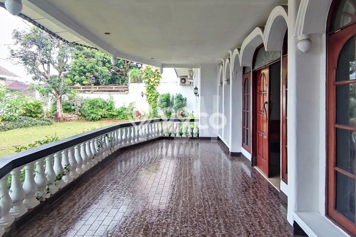 For Sale! Luxury House LT 910m2 Desain Elegan di Cipete For Sale! Luxury House LT 910m2 Desain Elegan di Cipete