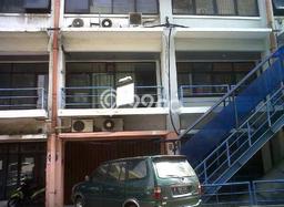 Ruko Dijual di Prime Area Jakarta Pusat Luas 240m2 Ruko Dijual di Prime Area Jakarta Pusat Luas 240m2