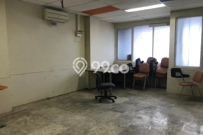 Komersial Disewa di Jakarta Selatan dengan LB 849m2 Area Komersial Ramai Komersial Disewa di Jakarta Selatan dengan LB 849m2 Area Komersial Ramai