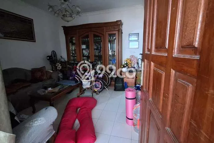 Rumah Luas Asri 5 KT Siap Huni di Cawang Jakarta Timur Rumah Luas Asri 5 KT Siap Huni di Cawang Jakarta Timur