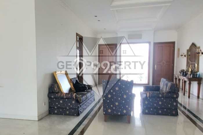 Jual Rumah Mewah Elegan Dengan View Cantik di Intercon, Jakarta Barat Jual Rumah Mewah Elegan Dengan View Cantik di Intercon, Jakarta Barat