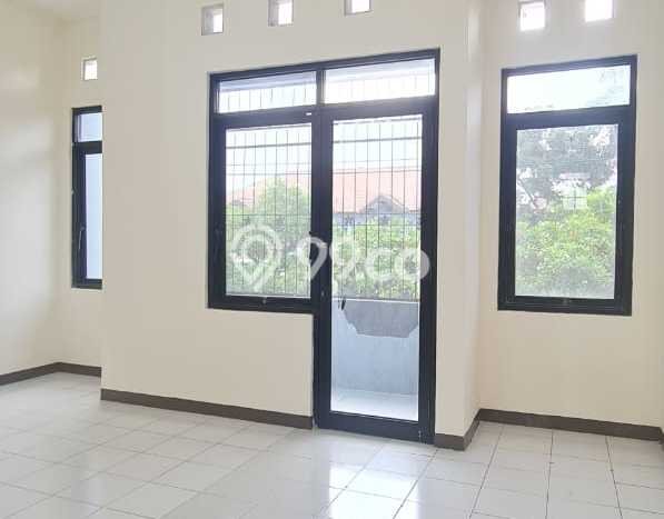 Unit Ruko Dijual di Bandung LT 125m2 & LB 180m2 Unit Ruko Dijual di Bandung LT 125m2 & LB 180m2