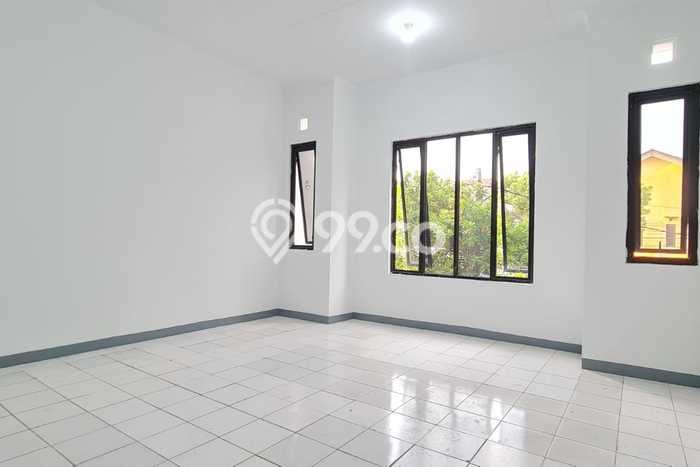 Ruko Bagus Dijual LB 160m2 Lokasi Strategis Bandung Area Cocok untuk Bisnis Ruko Bagus Dijual LB 160m2 Lokasi Strategis Bandung Area Cocok untuk Bisnis