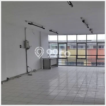 Ruko Dijual di Prime Area Bandung Luas 300m2 Ruko Dijual di Prime Area Bandung Luas 300m2