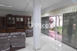Disewakan Rumah Murah di Pasteur Bandung dengan 4 KT Disewakan Rumah Murah di Pasteur Bandung dengan 4 KT