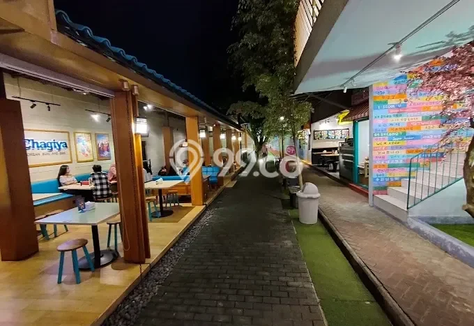 Komersial Disewa di Bandung dengan LB 700m2 Area Komersial Ramai Komersial Disewa di Bandung dengan LB 700m2 Area Komersial Ramai