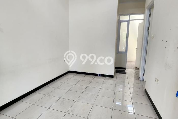 Rumah Modern 2 KT LT 72m2 di Taman Holis Indah Rumah Modern 2 KT LT 72m2 di Taman Holis Indah