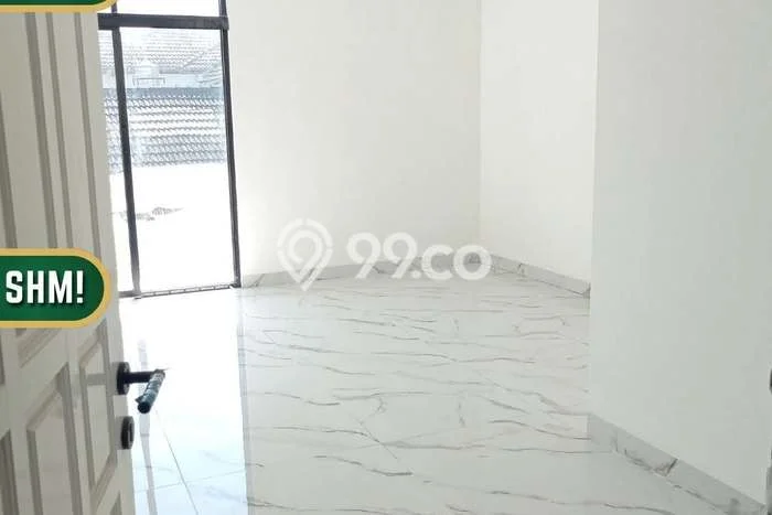 KESEMPATAN TERBAIK! Bisa KPR Rumah Minimalis lokasi Ngaglik, Sleman, LT 130m2m² LB 230m2m² KESEMPATAN TERBAIK! Bisa KPR Rumah Minimalis lokasi Ngaglik, Sleman, LT 130m2m² LB 230m2m²