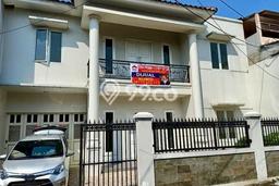 Dijual Rumah Luas Elegan Dengan View Cantik di Menteng Dalam, Jakarta Selatan Dijual Rumah Luas Elegan Dengan View Cantik di Menteng Dalam, Jakarta Selatan