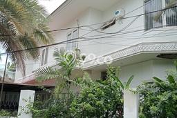 Dijual Rumah Luas Elegan Dengan View Cantik di Kemang, Jakarta Selatan Dijual Rumah Luas Elegan Dengan View Cantik di Kemang, Jakarta Selatan