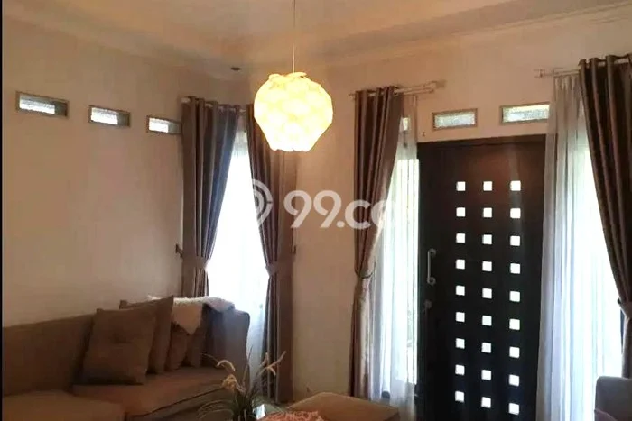 Rumah Elit Modern Tanpa Renovasi di Ciateul Bandung Rumah Elit Modern Tanpa Renovasi di Ciateul Bandung