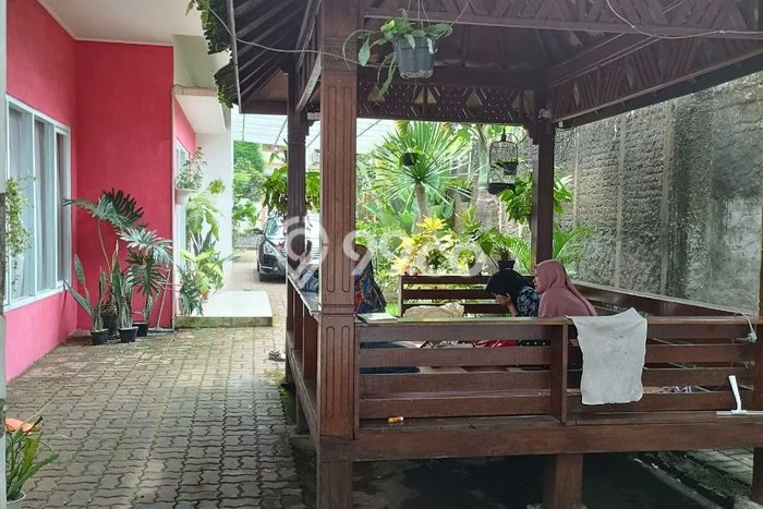 For Sale! Luxury House LT 402m2 Desain Modern di Cigadung For Sale! Luxury House LT 402m2 Desain Modern di Cigadung
