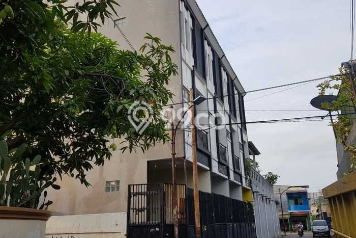 Jual Rumah Modern 4 KT di Kapuk, Jakarta Utara Jual Rumah Modern 4 KT di Kapuk, Jakarta Utara