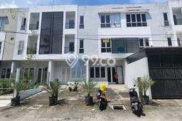 Ruko Dijual di Cengkareng LT 100m2, LB 225m2 untuk Investasi Ruko Dijual di Cengkareng LT 100m2, LB 225m2 untuk Investasi