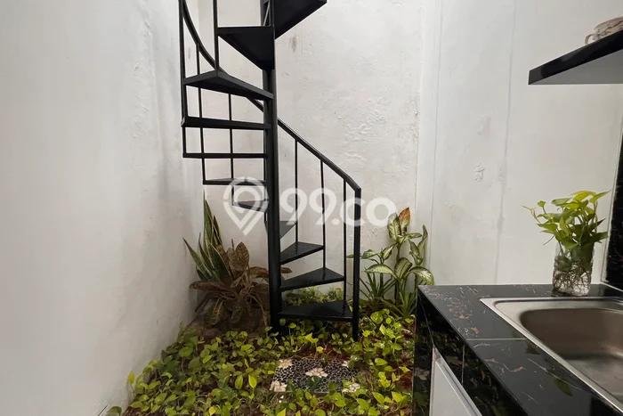 Rumah Luas Asri 3 KT Siap Pakai di BSD Griya Loka Tangerang Rumah Luas Asri 3 KT Siap Pakai di BSD Griya Loka Tangerang