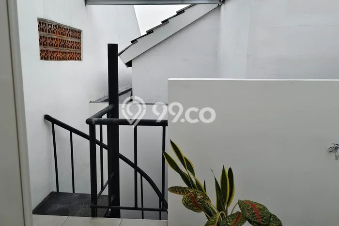 For Sale Hunian Rumah Terawat 3 Kamar di BSD, Tangerang For Sale Hunian Rumah Terawat 3 Kamar di BSD, Tangerang