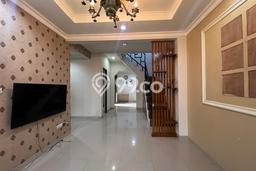 Rumah 4 KT 3 KM di Lokasi BSD, Tangerang Rumah 4 KT 3 KM di Lokasi BSD, Tangerang