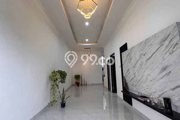 Rumah Luas Asri 3 KT Siap Pakai di BSD Griya Loka Tangerang Rumah Luas Asri 3 KT Siap Pakai di BSD Griya Loka Tangerang