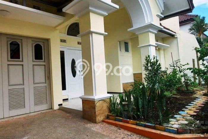 Rumah Disewakan Malang LT 300m2 LB 250m2 Area Tidar Rumah Disewakan Malang LT 300m2 LB 250m2 Area Tidar