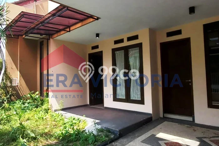 Rumah Modern Cantik 3 KT Siap Huni di Lowokwaru Rumah Modern Cantik 3 KT Siap Huni di Lowokwaru