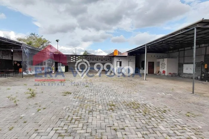Lahan Kosong Disewakan di Blimbing, Malang, Luas 587m2 Lahan Kosong Disewakan di Blimbing, Malang, Luas 587m2