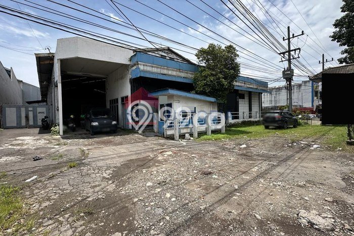 Gudang Bagus LT 9448m2 LB 3500m2 Dijual di Singosari Malang Gudang Bagus LT 9448m2 LB 3500m2 Dijual di Singosari Malang