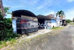 Rumah Modern Cantik 8 KT Siap Huni di Blimbing Rumah Modern Cantik 8 KT Siap Huni di Blimbing