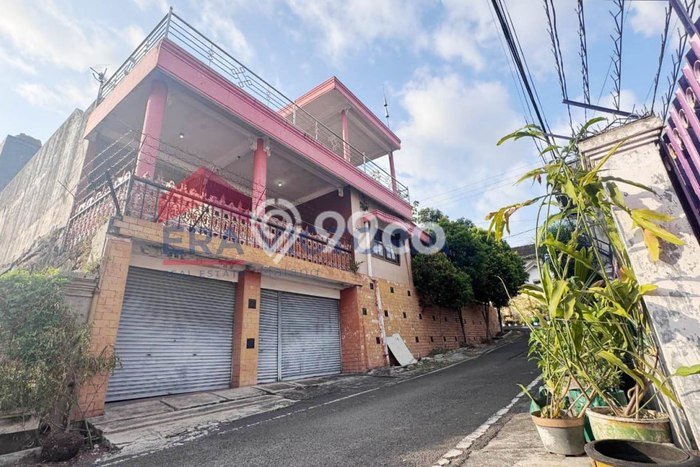 Rumah Modern 6 KT LT 304m2 di Rampal Celaket Rumah Modern 6 KT LT 304m2 di Rampal Celaket