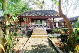 Komersial Bagus LT 1290m2 LB 800m2 Dijual di Tuban Tuban Komersial Bagus LT 1290m2 LB 800m2 Dijual di Tuban Tuban