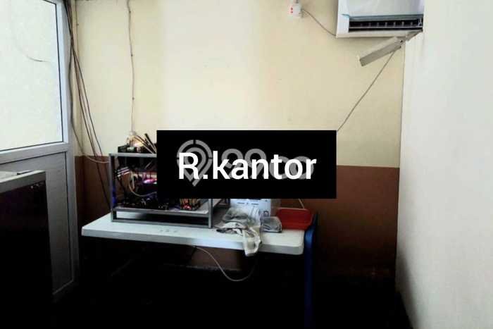 Lokasi Strategis! Dijual Ruko Bisnis di Pinang, Tangerang Kondisi Baik Lokasi Strategis! Dijual Ruko Bisnis di Pinang, Tangerang Kondisi Baik