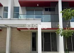 Ready to Use! Luxury House LT 90m2 Desain Elegan di Pantai Indah Kapuk 2 Ready to Use! Luxury House LT 90m2 Desain Elegan di Pantai Indah Kapuk 2