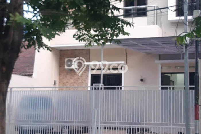 Rumah Eksklusif Siap Huni LT 144m2 di Kelapa Gading, Jakarta Utara Rumah Eksklusif Siap Huni LT 144m2 di Kelapa Gading, Jakarta Utara