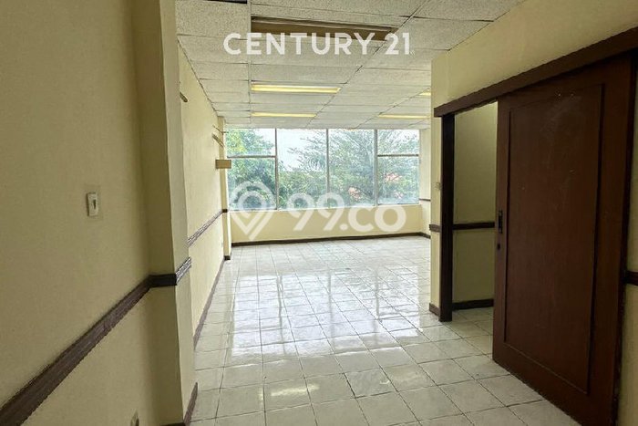 Unit Ruko Paling Strategis di Kelapa Gading Jakarta Utara dengan LB 288m2 Unit Ruko Paling Strategis di Kelapa Gading Jakarta Utara dengan LB 288m2