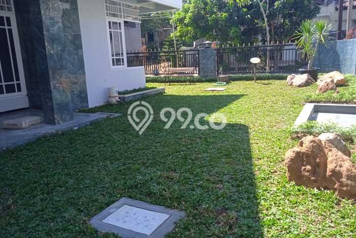 Rumah Elit Modern Siap Huni di Srondol Semarang Rumah Elit Modern Siap Huni di Srondol Semarang