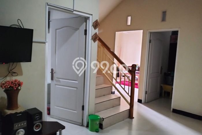 Dijual Cepat Rumah Favorit Siap Huni LB 238m2 di Ungaran Barat, Semarang Dijual Cepat Rumah Favorit Siap Huni LB 238m2 di Ungaran Barat, Semarang