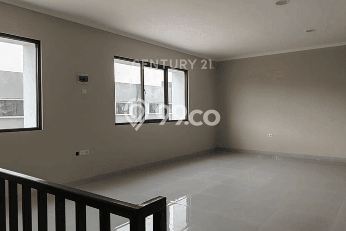 Gudang Premium Kawasan Periuk, Luas 270m², Mainroad, Tingkat Keramaian Tinggi Gudang Premium Kawasan Periuk, Luas 270m², Mainroad, Tingkat Keramaian Tinggi