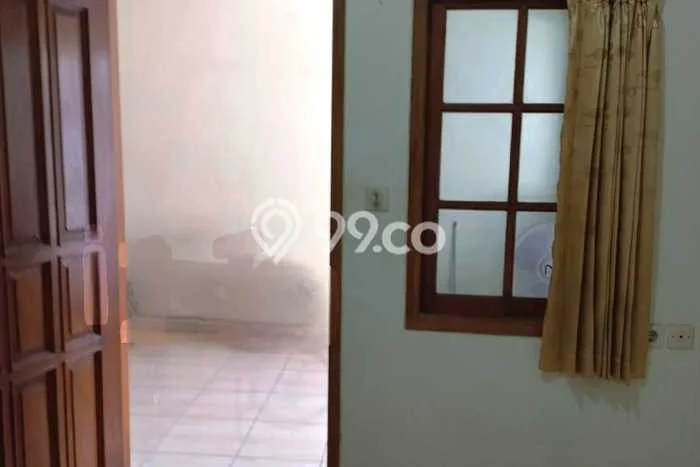 Kost Dijual Lokasi Kemayoran, Jakarta Pusat, Spesifikasi 10 Kamar Tidur dan Luas 150m2 Kost Dijual Lokasi Kemayoran, Jakarta Pusat, Spesifikasi 10 Kamar Tidur dan Luas 150m2