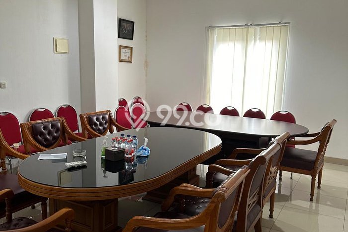 Ruko Dijual di Prime Area Jakarta Selatan Luas 250m2 Ruko Dijual di Prime Area Jakarta Selatan Luas 250m2