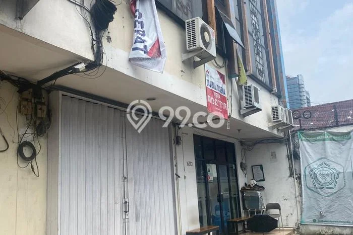 Ruko Bagus Dijual LB 300m2 Lokasi Strategis Jakarta Selatan Area Cocok untuk Bisnis Ruko Bagus Dijual LB 300m2 Lokasi Strategis Jakarta Selatan Area Cocok untuk Bisnis