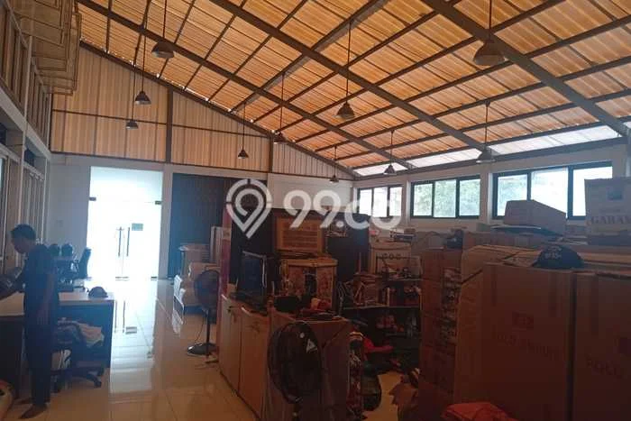 Unit Gudang Disewakan di Mampang di Area Ramai & Strategis Unit Gudang Disewakan di Mampang di Area Ramai & Strategis