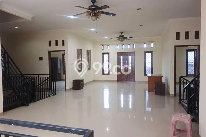 Disewakan Rumah Konsep Minimalis di Duren Sawit Jakarta Timur dengan 6 KT Disewakan Rumah Konsep Minimalis di Duren Sawit Jakarta Timur dengan 6 KT