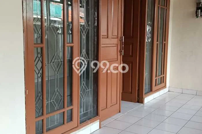 Rumah sewa siap pakai 4 KT di Rawamangun, Jakarta Timur Rumah sewa siap pakai 4 KT di Rawamangun, Jakarta Timur