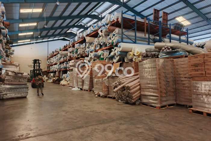 Gudang Strategis Kawasan Kelapa Gading, Luas 3200m², Lokasi Komersial Gudang Strategis Kawasan Kelapa Gading, Luas 3200m², Lokasi Komersial
