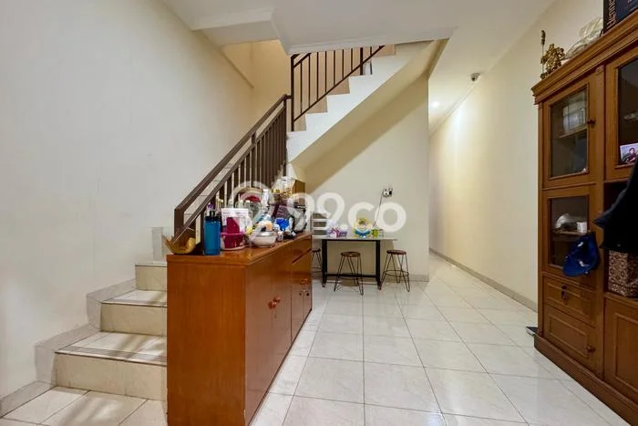 Rumah Modern 3 KT di Pasar Baru Jakarta Pusat Full Furnished Rumah Modern 3 KT di Pasar Baru Jakarta Pusat Full Furnished