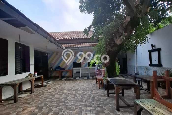 LOKASI STRATEGIS! Komersial Disewakan di Rawamangun, Luas 400m², Pusat Usaha LOKASI STRATEGIS! Komersial Disewakan di Rawamangun, Luas 400m², Pusat Usaha