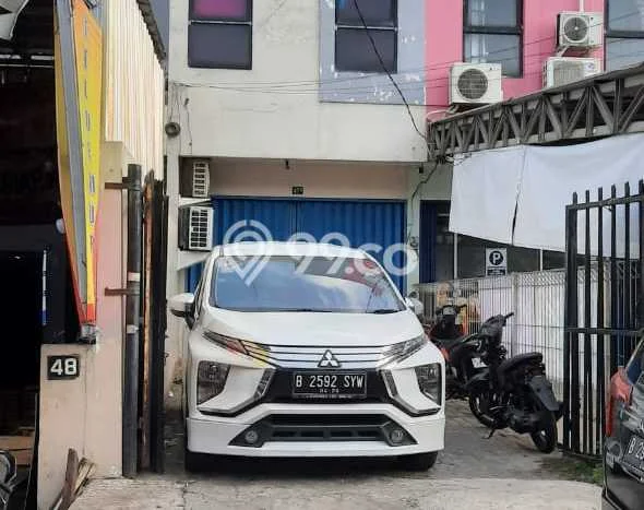 Ruko Bagus Dijual LB 92m2 Lokasi Strategis Jakarta Timur Area Cocok untuk Berbisnis Ruko Bagus Dijual LB 92m2 Lokasi Strategis Jakarta Timur Area Cocok untuk Berbisnis