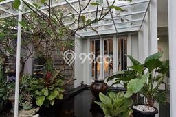 Ready to Use! Premium House LT 414m2 Desain Modern di Ragunan Ready to Use! Premium House LT 414m2 Desain Modern di Ragunan