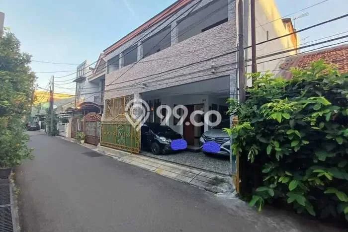 Rumah kawasan Pondok Bambu, Akses ke Pusat Kota, 4 KM, LT 200m² Bangunan 135m² Rumah kawasan Pondok Bambu, Akses ke Pusat Kota, 4 KM, LT 200m² Bangunan 135m²