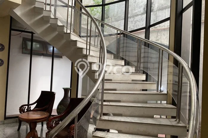 Siap Huni Hunian Elit 4 Kamar di Menteng Dekat ke Mana Saja Siap Huni Hunian Elit 4 Kamar di Menteng Dekat ke Mana Saja