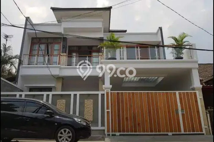 Disewakan! Rumah 8 Kamar Tidur &
8 Kamar Mandi di Pekayon, Bekasi Disewakan! Rumah 8 Kamar Tidur &
8 Kamar Mandi di Pekayon, Bekasi